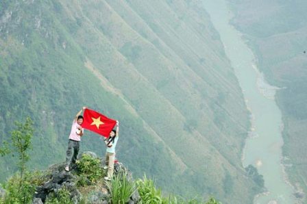 ฤดูใบไม้ผลิเวียนมาสู่ทหารชายแดน ณ จุดเหนือสุดทางทิศตะวันตกของประเทศ